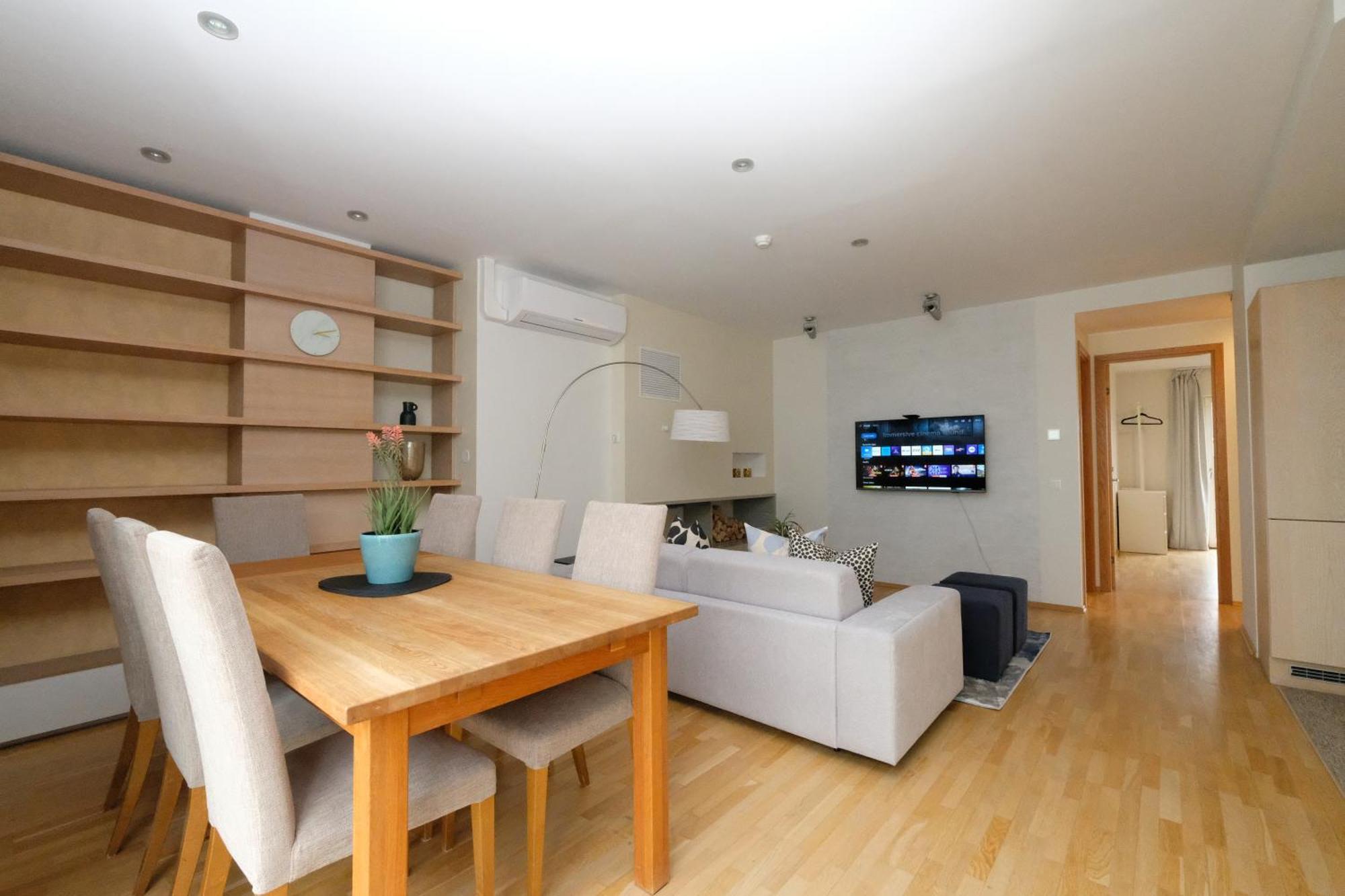 Tallinn City Apartments Roosikrantsi מראה חיצוני תמונה