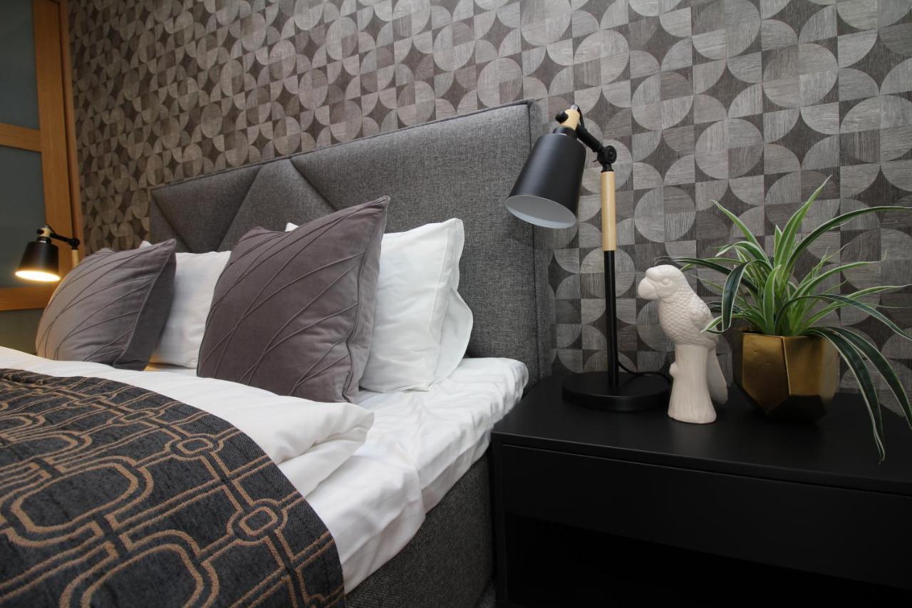 Tallinn City Apartments Roosikrantsi מראה חיצוני תמונה
